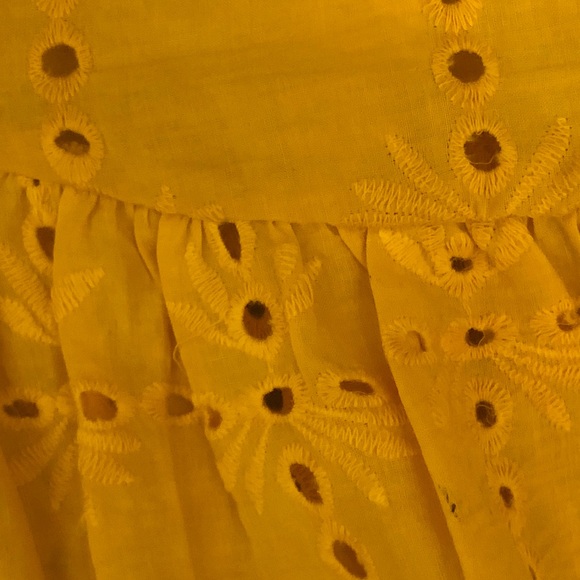 Cute Yellow Ruffle Top - Picture 3 of 3